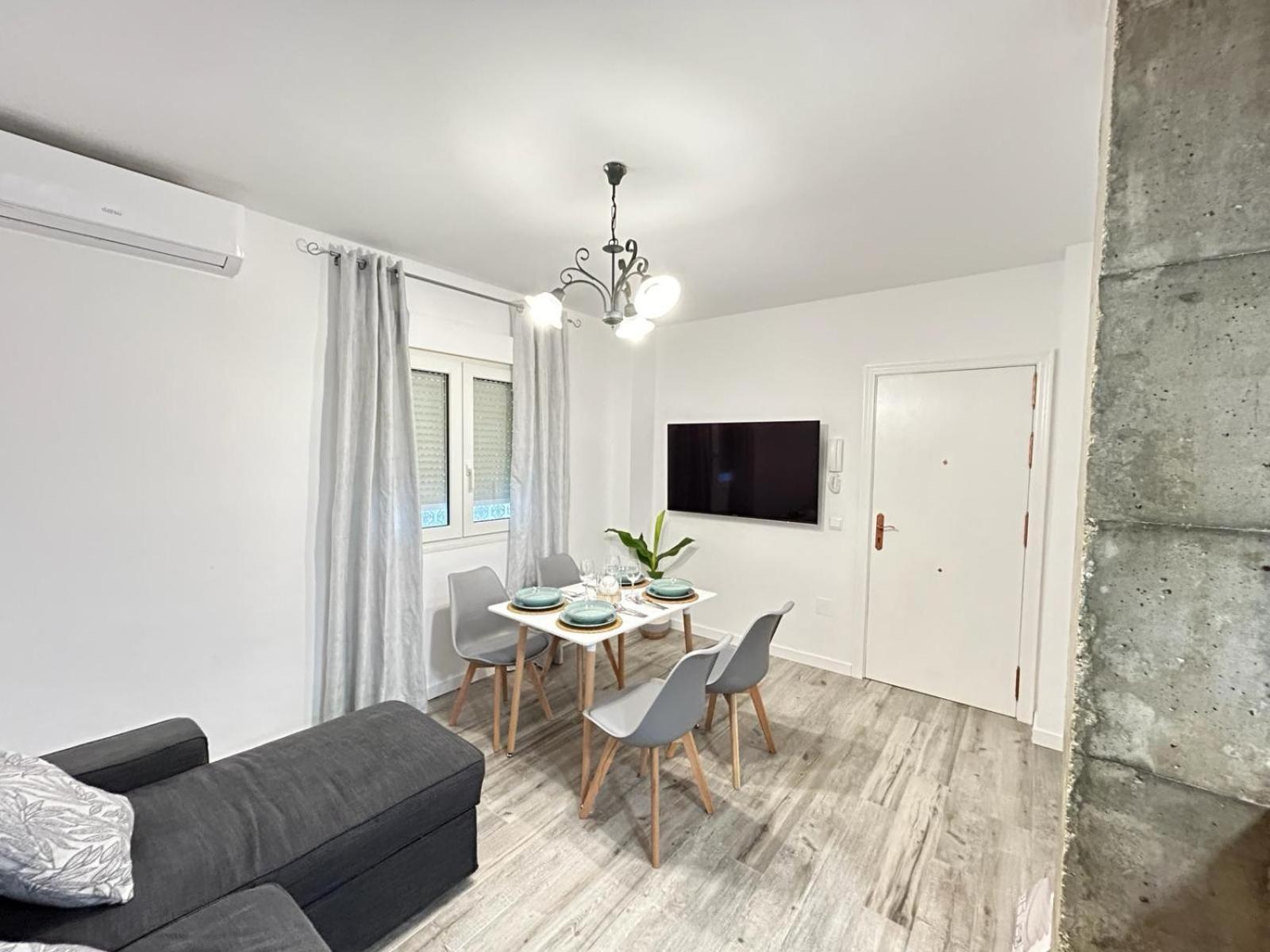 Apartment Poniente Beach Torre Del Mar Exterior photo