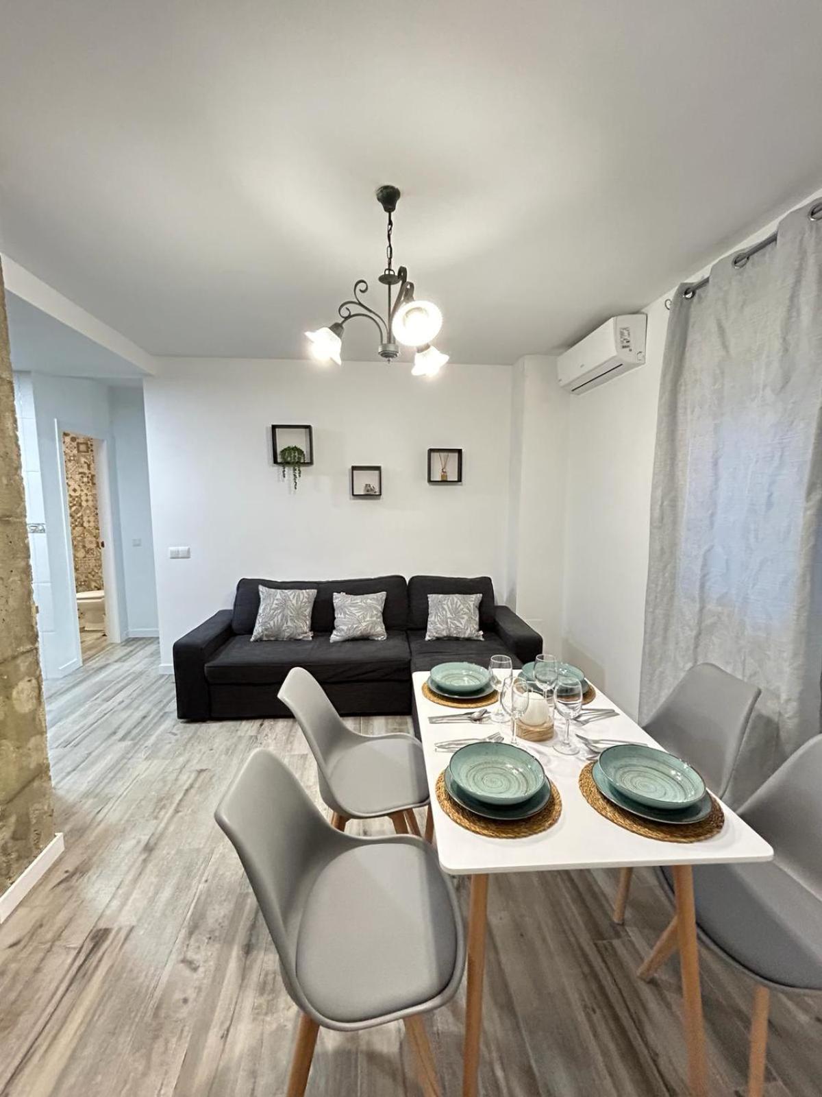 Apartment Poniente Beach Torre Del Mar Exterior photo