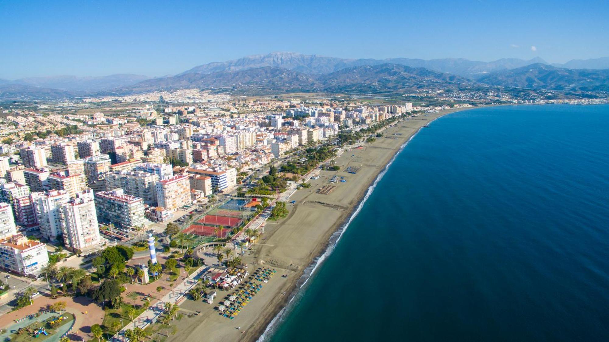 Apartment Poniente Beach Torre Del Mar Exterior photo