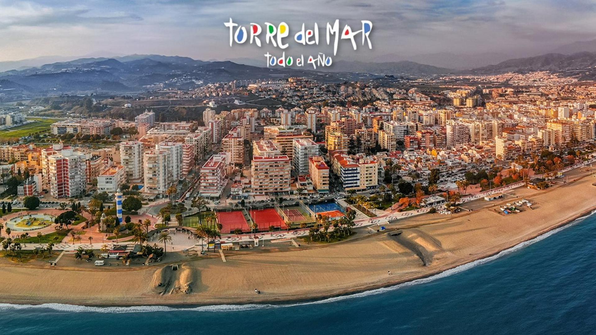 Apartment Poniente Beach Torre Del Mar Exterior photo
